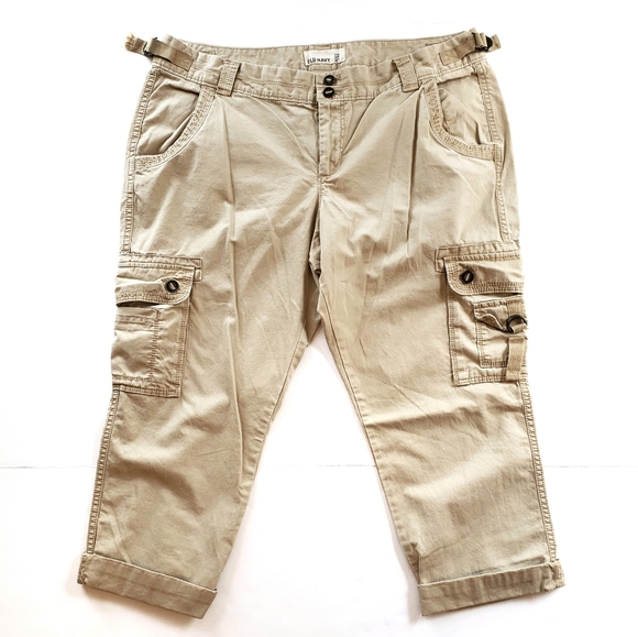 old navy cargo capris
